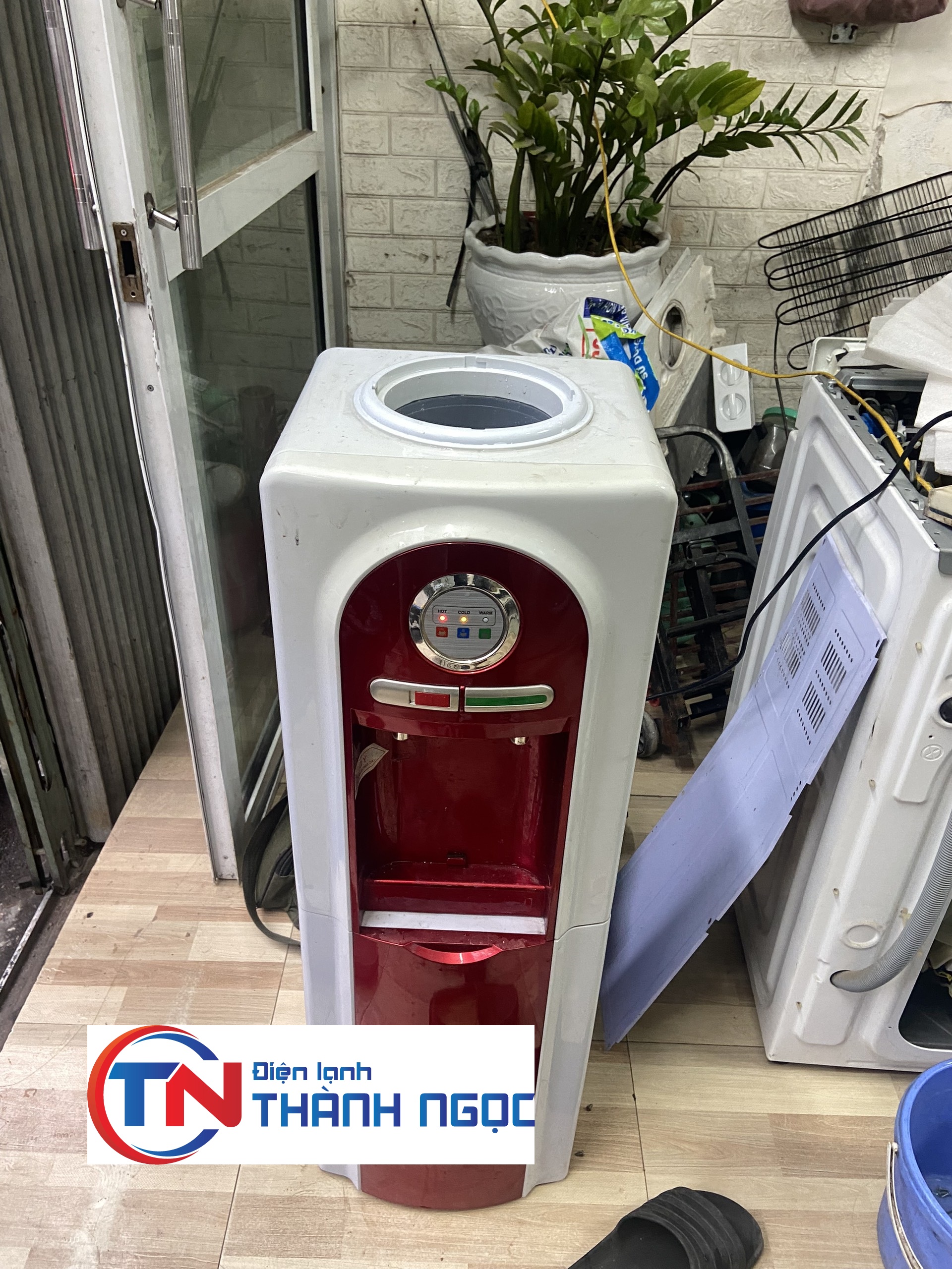 Sửa cây nước nóng lạnh của dienlanhthanhngoc